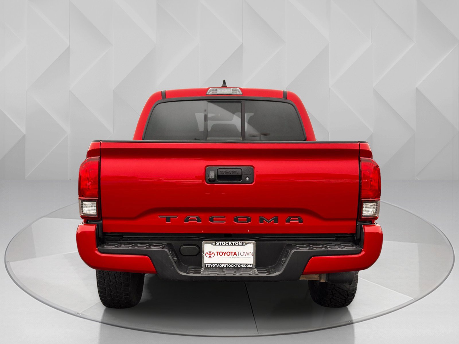 Used 2022 Toyota Tacoma SR w/ SR Convenience Package image 4