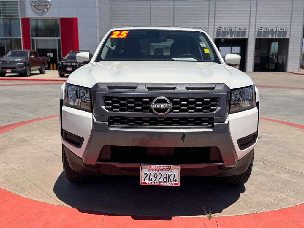 Certified 2025 Nissan Frontier SV RWD image 3