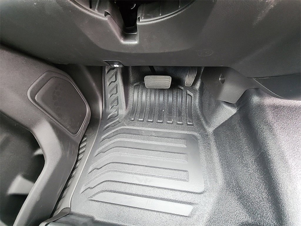 New 2025 Chevrolet Silverado 1500 W/T w/ WT Value Package image 31