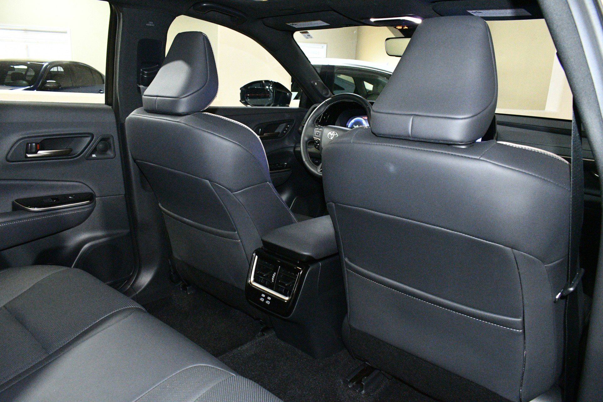 Used 2026 Toyota Crown AWD/4WD image 16