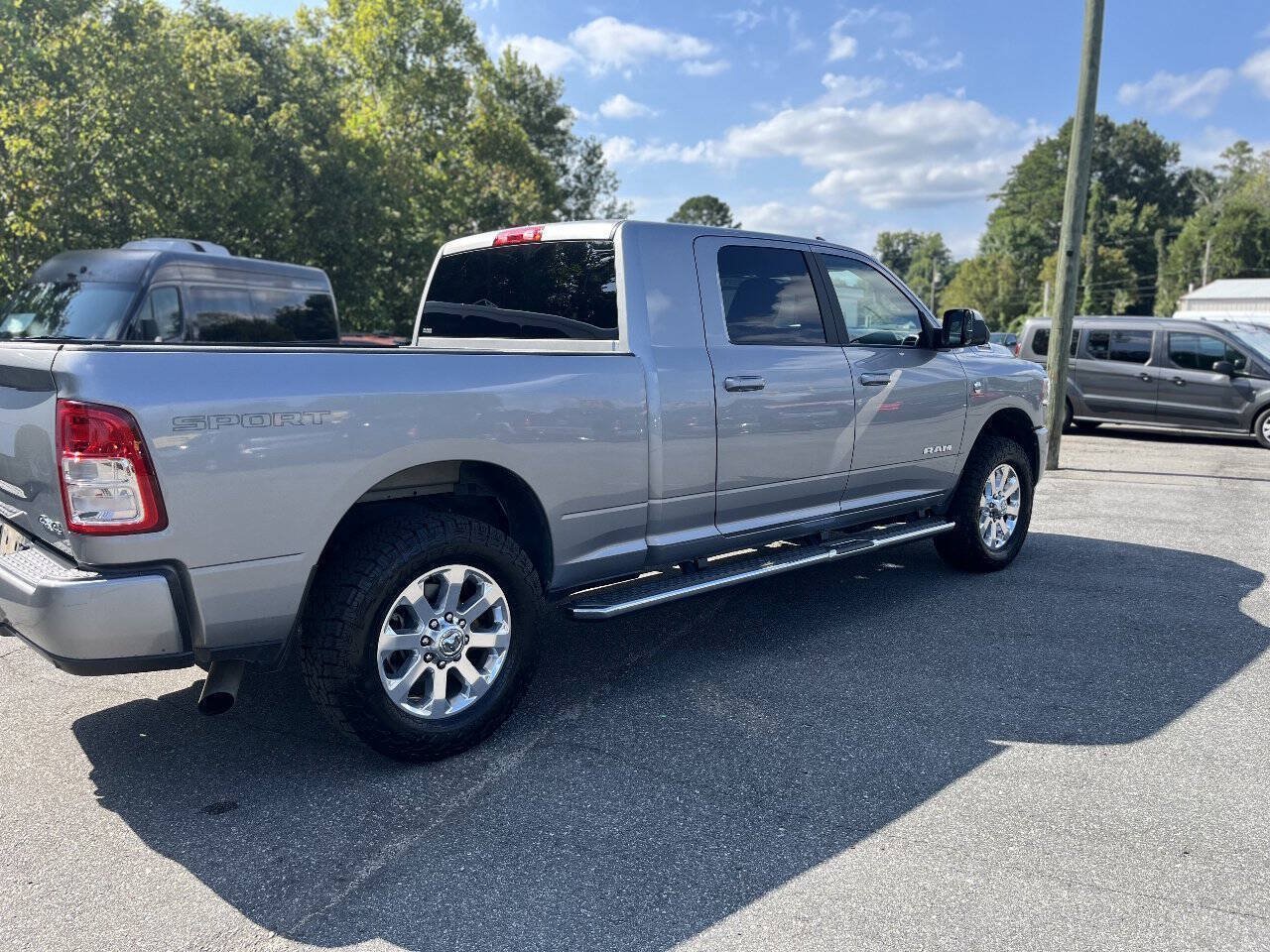 Used 2022 RAM 3500 Big Horn w/ Level A Equipment Group AWD/4WD image 6