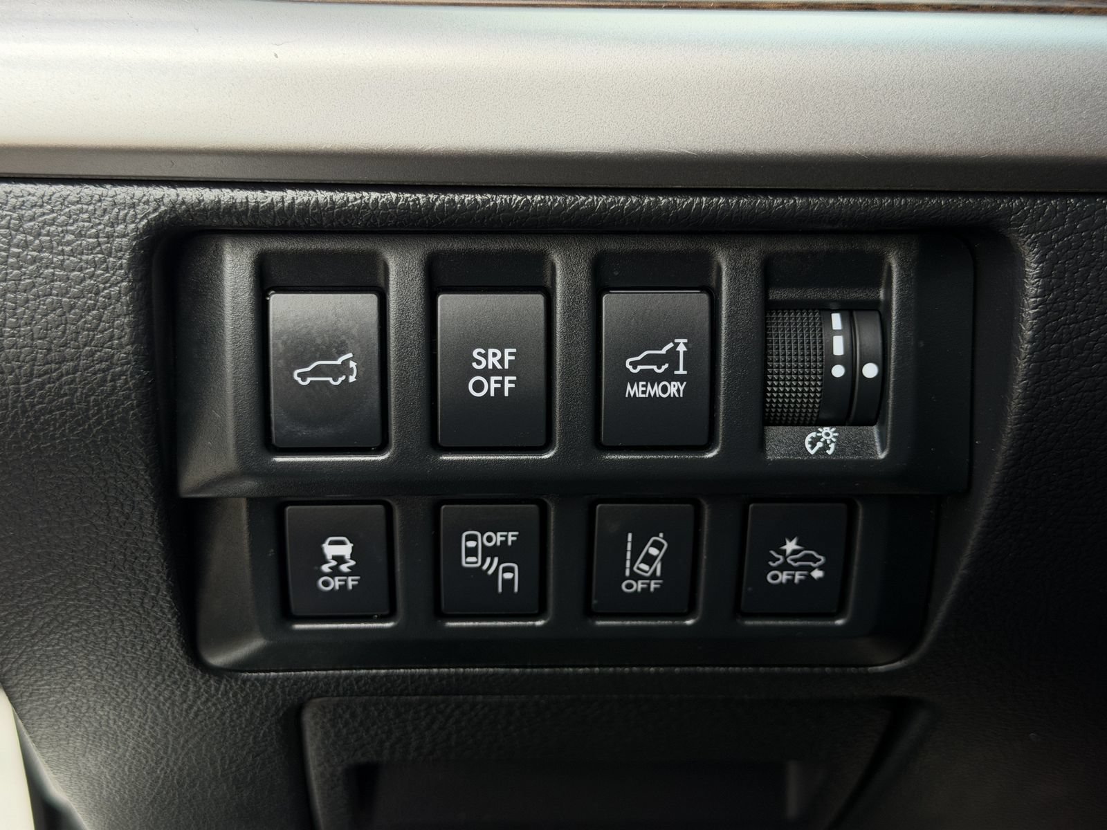 Used 2017 Subaru Outback 2.5i Limited AWD/4WD image 25