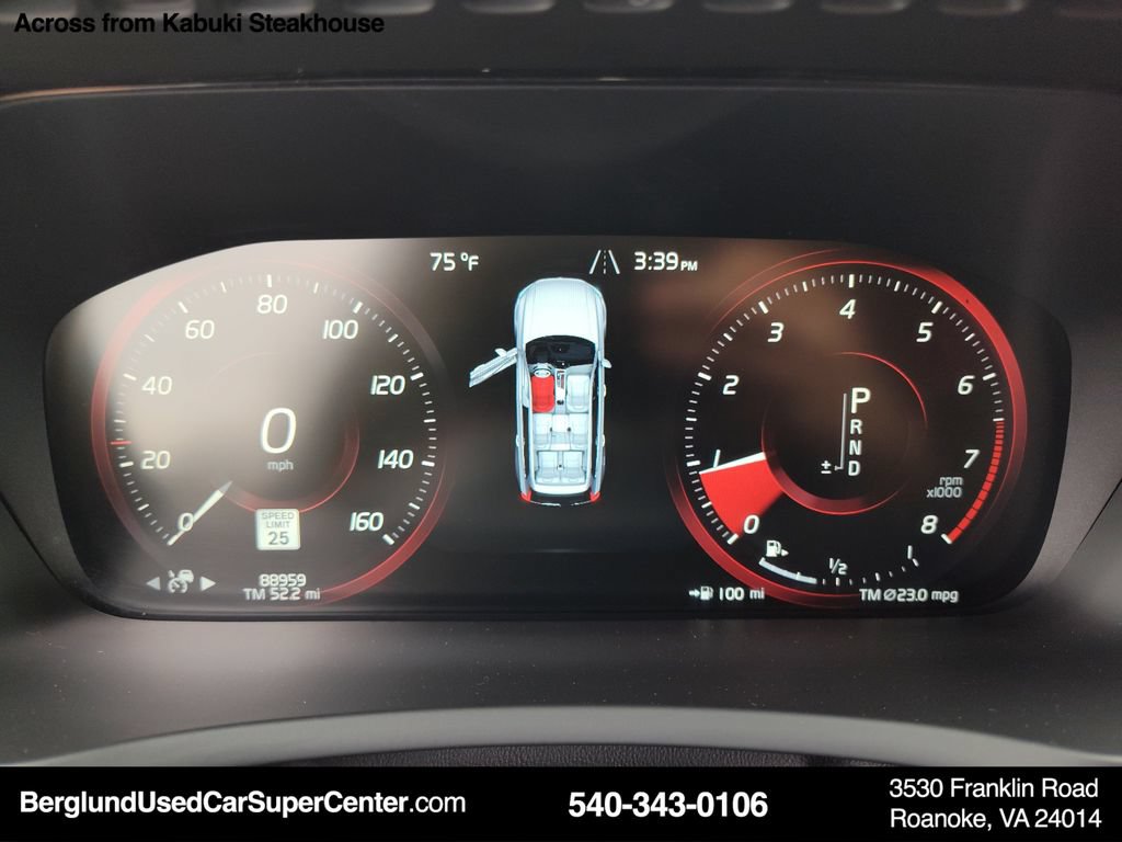 Used 2021 Volvo XC90 T6 Momentum w/ Advanced Package AWD/4WD image 28