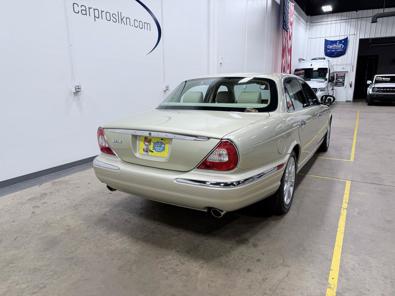 Used 2006 Jaguar XJ8 RWD image 7