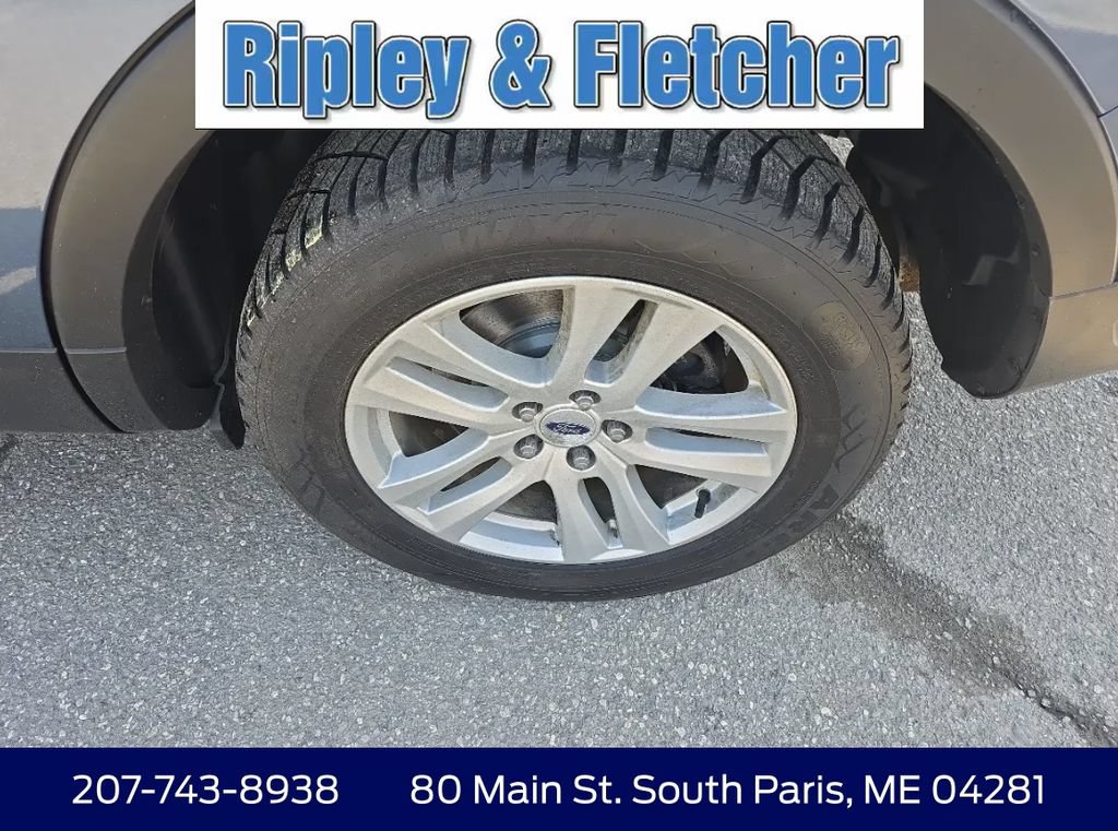 Used 2019 Ford Explorer XLT w/ Equipment Group 201A AWD/4WD image 19