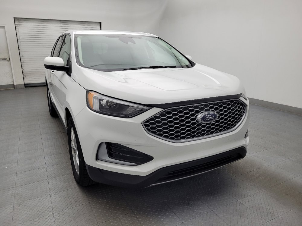 Used 2023 Ford Edge SEL image 14