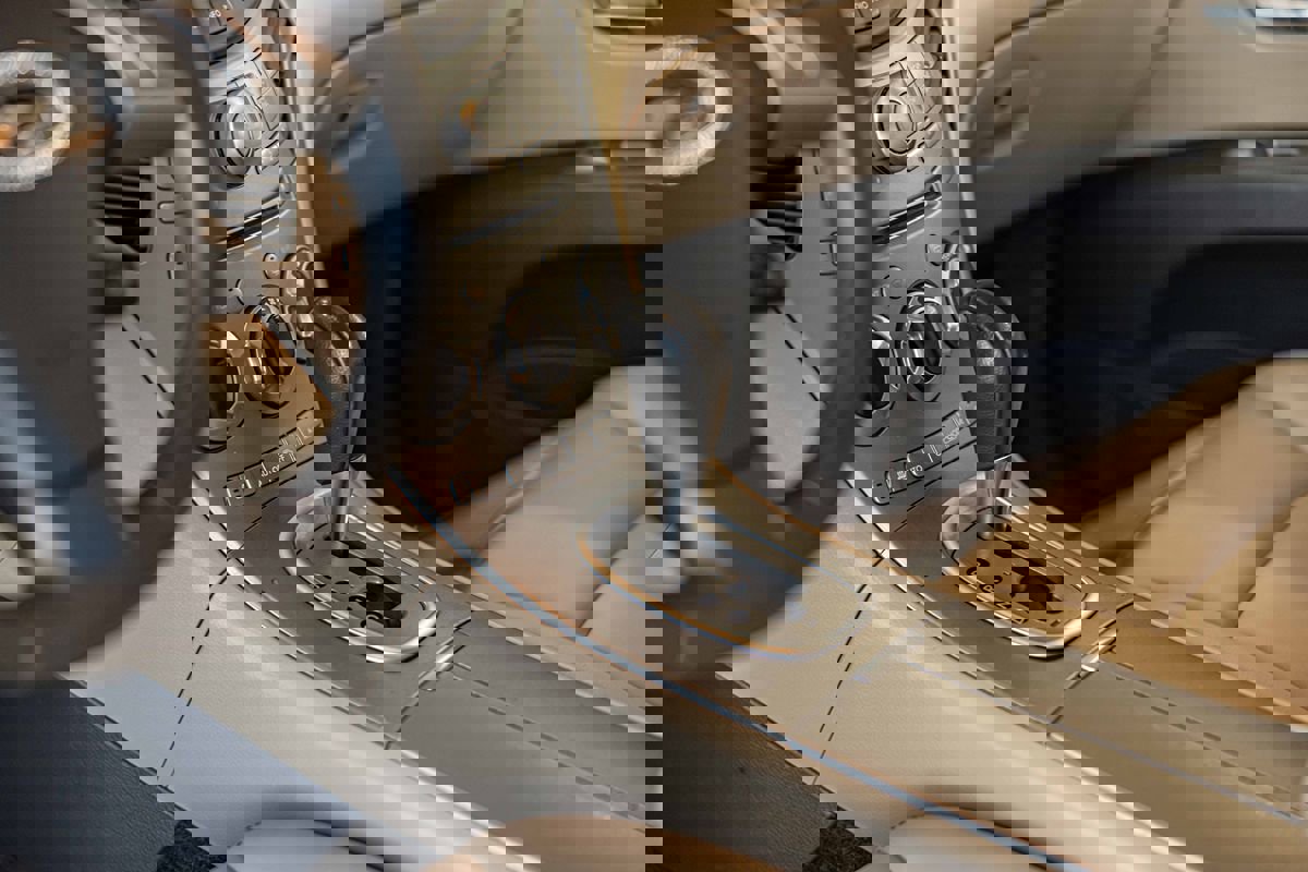 Used 2010 Subaru Tribeca Limited image 24