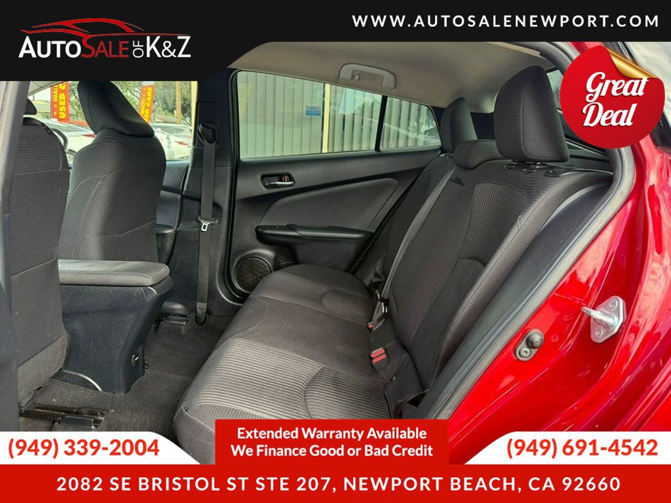 Used 2016 Toyota Prius Three FWD image 21