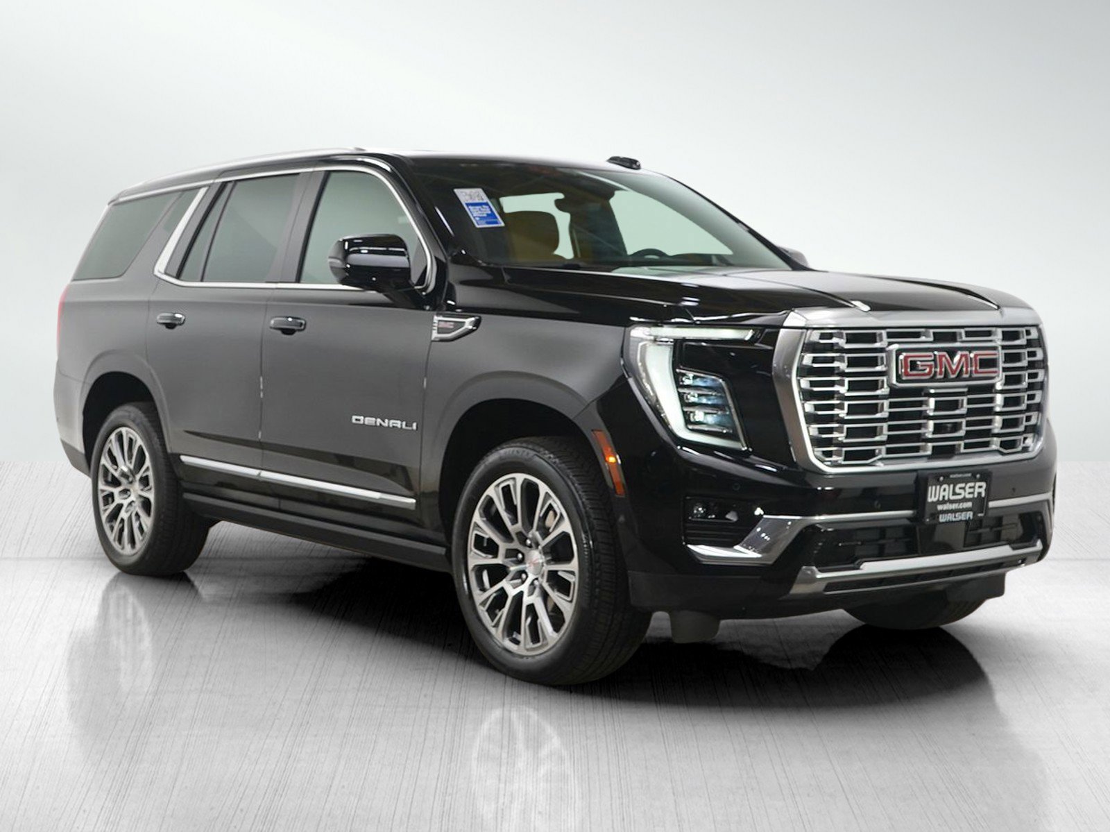 Used 2025 GMC Yukon Denali w/ Denali Reserve Package image 7