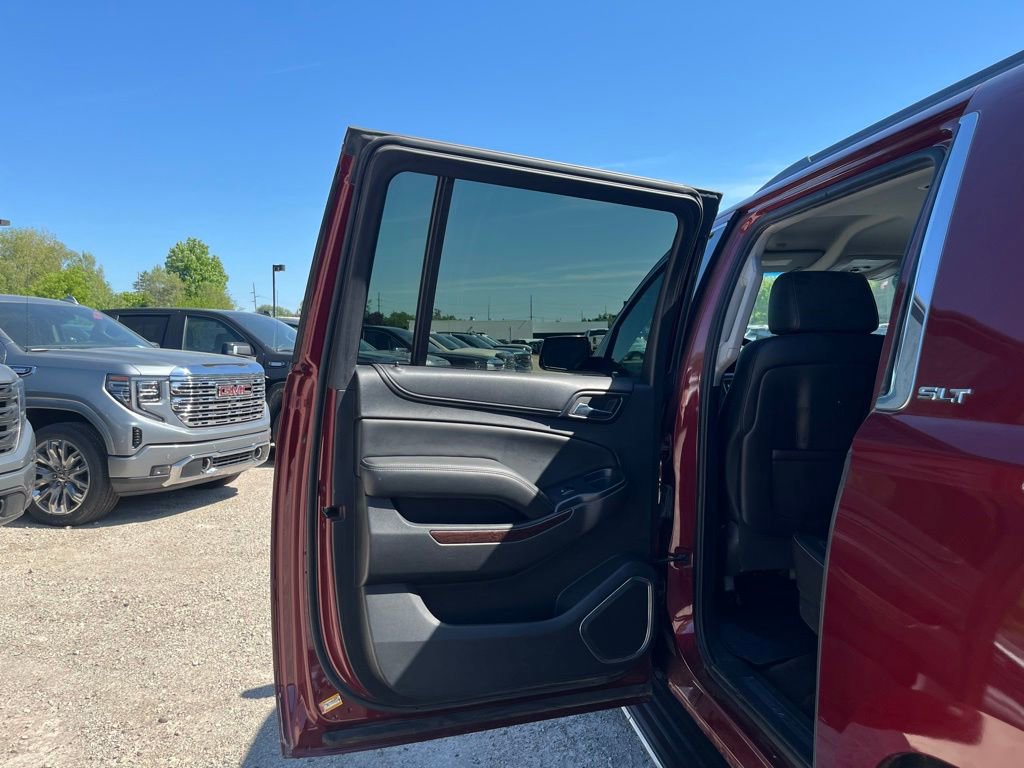 Used 2016 GMC Yukon XL SLT AWD/4WD image 26
