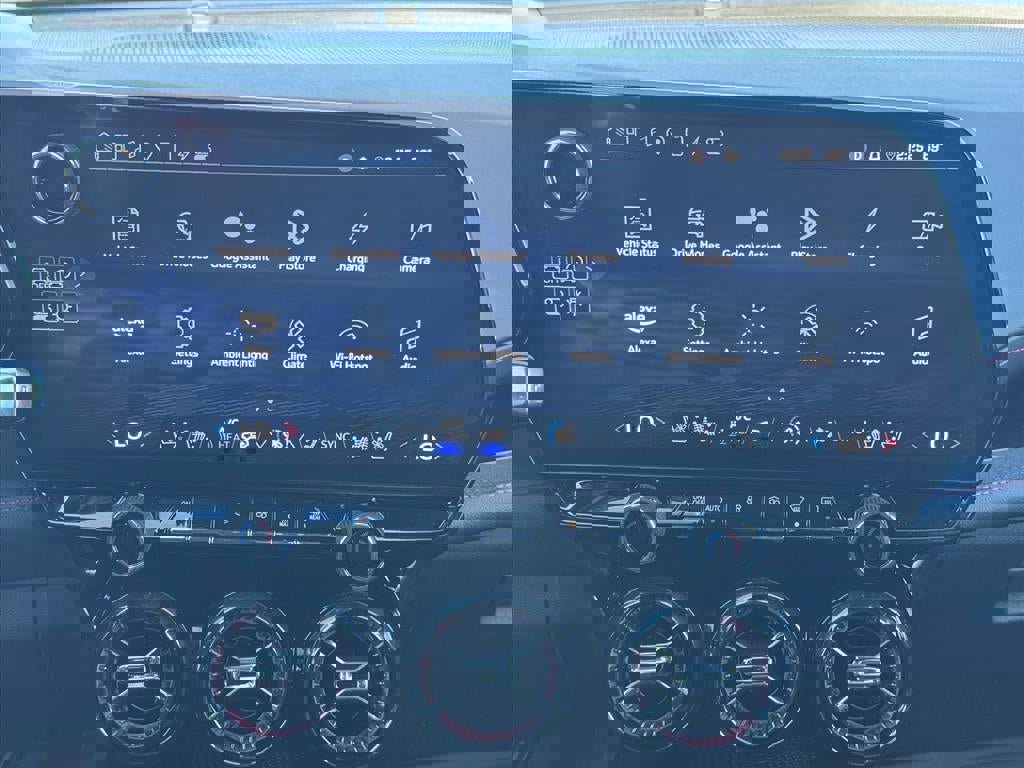 Used 2025 Chevrolet Blazer EV RS image 9