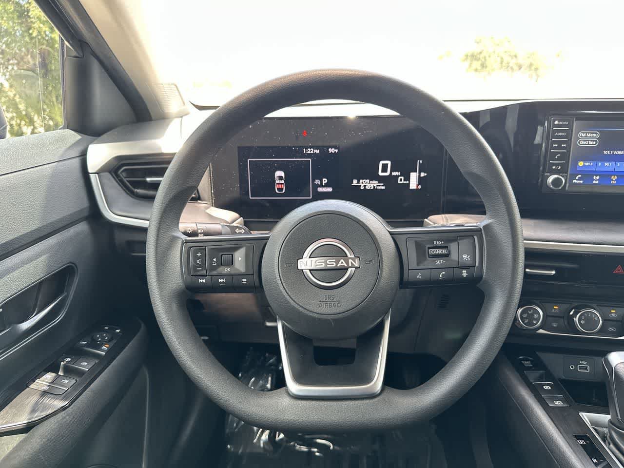 Used 2025 Nissan Kicks S FWD image 23