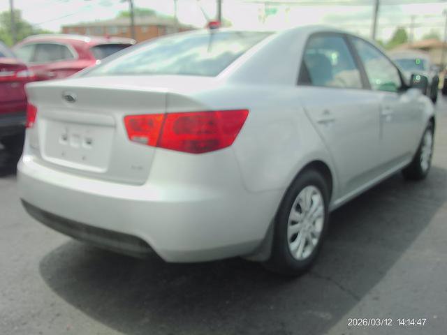 Used 2013 Kia Forte EX FWD image 3
