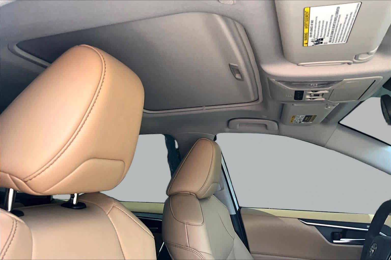 Used 2025 Toyota RAV4 XLE Premium w/ Weather Package FWD image 14