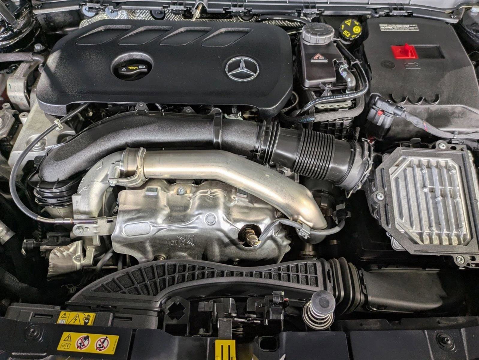 Certified 2025 Mercedes-Benz GLB 250 image 22