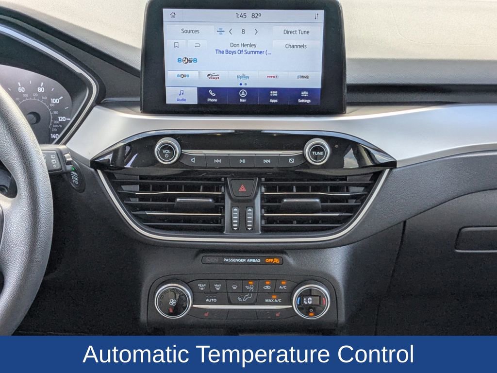 Certified 2020 Ford Escape SE image 18