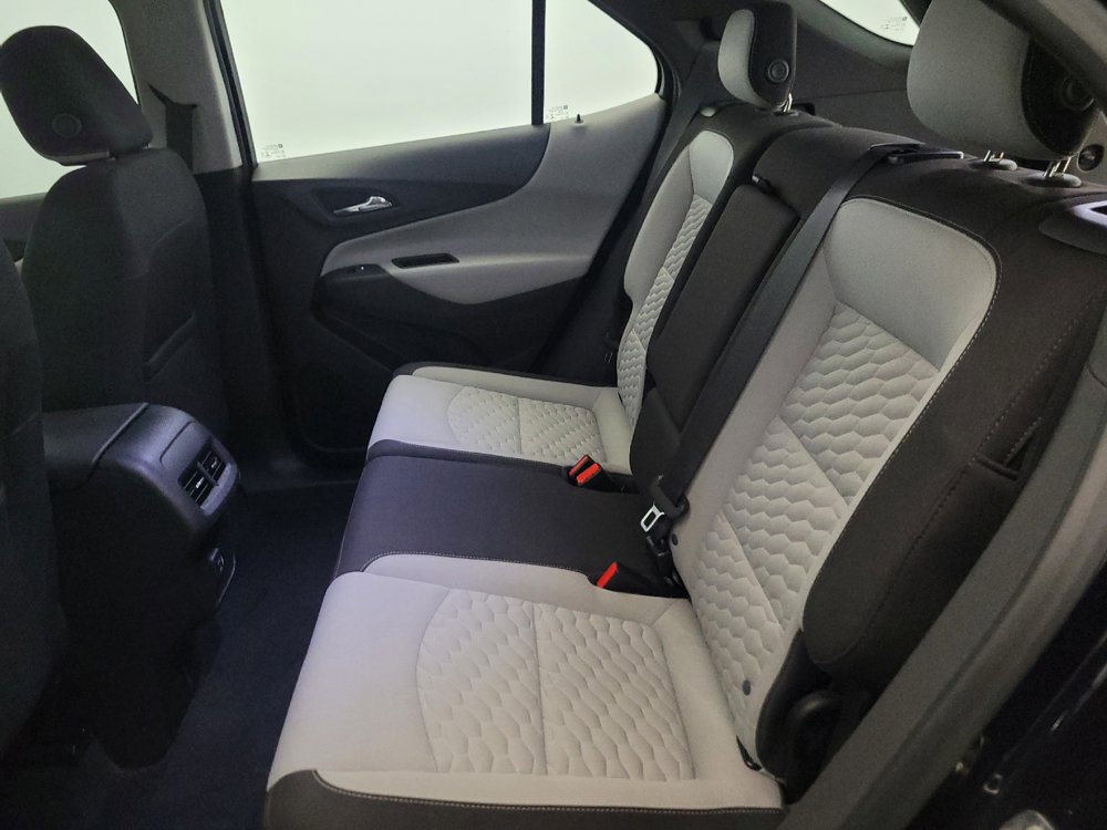 Used 2020 Chevrolet Equinox LS FWD image 18
