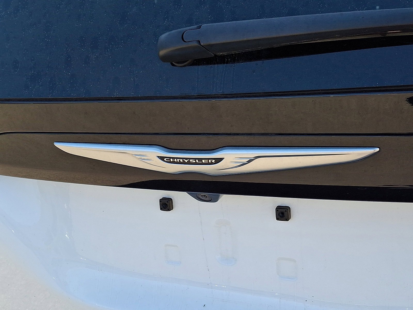 Used 2023 Chrysler Voyager LX FWD image 29