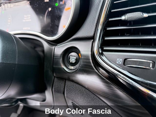 Used 2021 Jeep Grand Cherokee Laredo X image 28