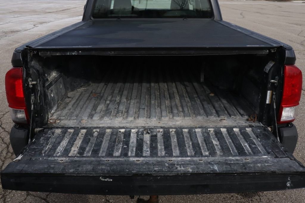 Used 2017 Toyota Tacoma SR image 47