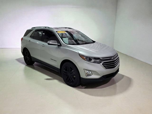 Used 2018 Chevrolet Equinox Premier image 2