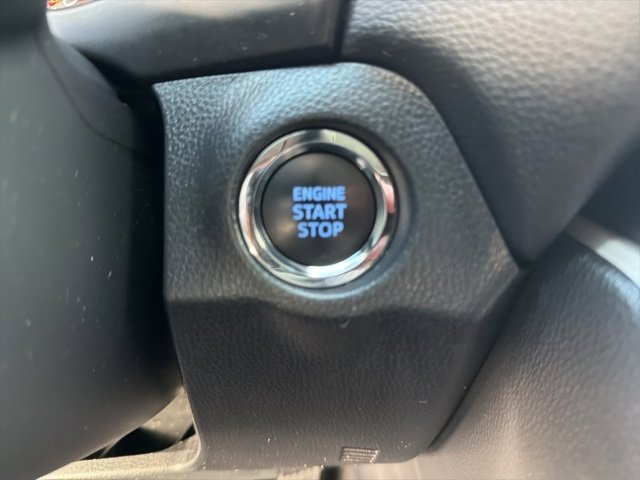 Used 2022 Toyota RAV4 XLE image 24