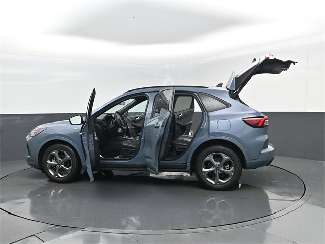 Used 2023 Ford Escape ST-Line w/ Tech Pack #1 image 32