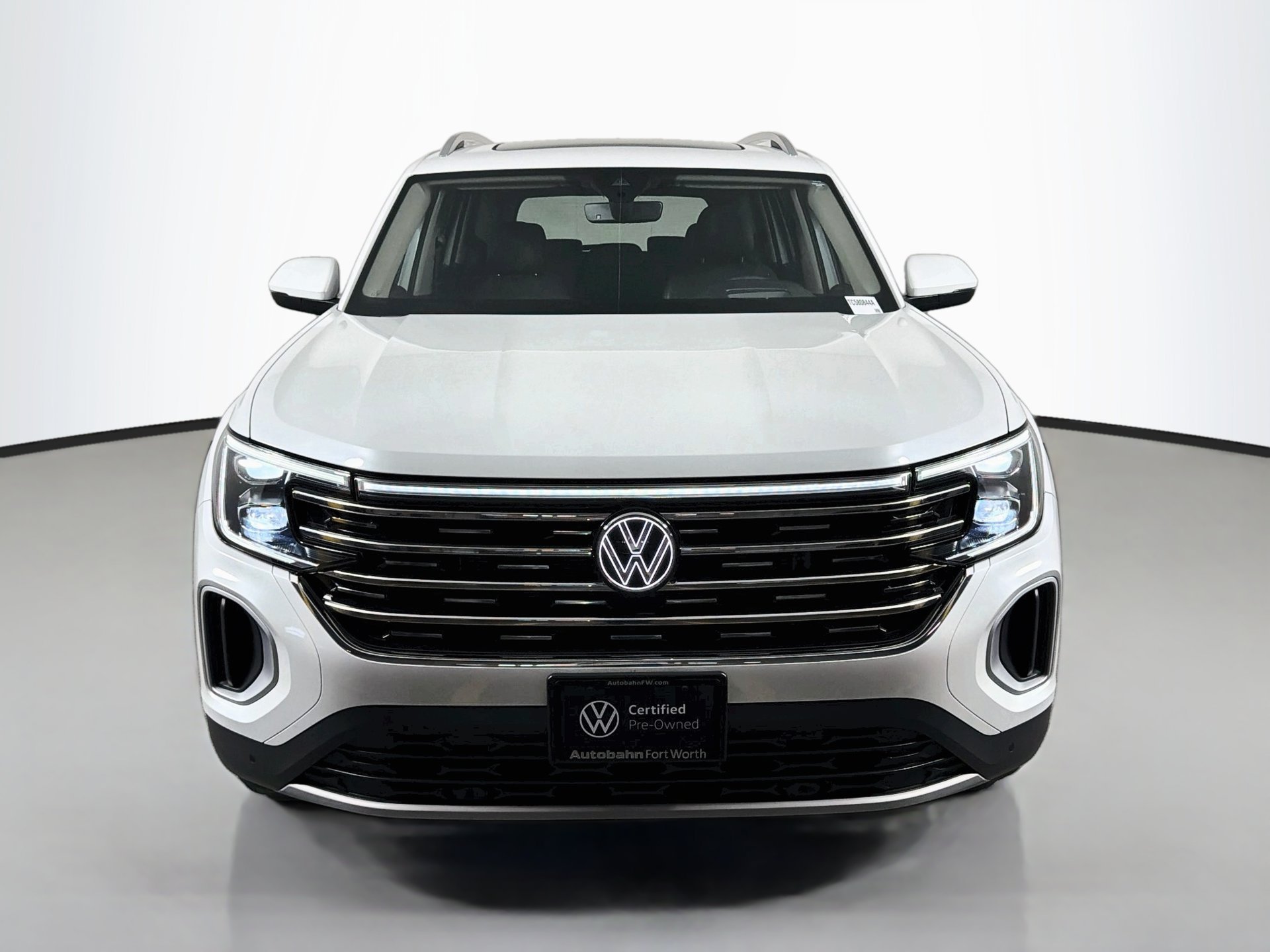 Certified 2025 Volkswagen Atlas SEL AWD/4WD image 2