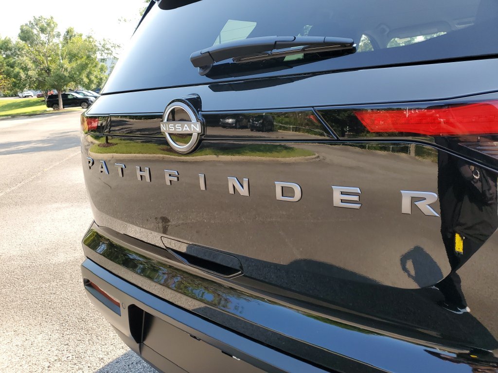 New 2026 Nissan Pathfinder SV FWD image 6