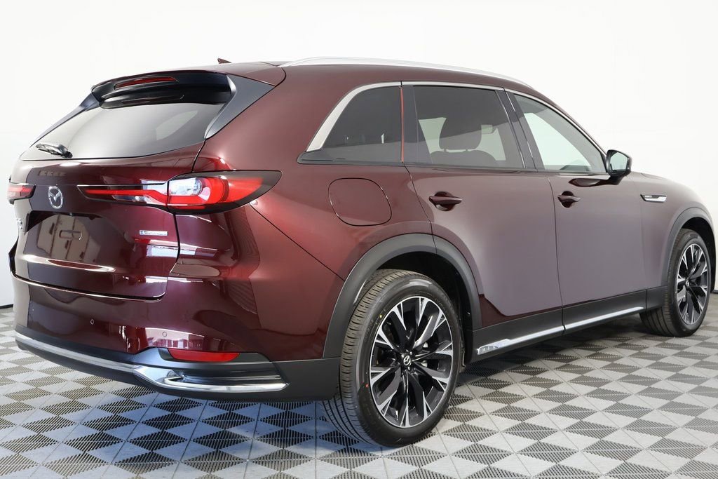 Certified 2024 MAZDA CX-90 Plug-In Hybrid w/ Premium Plus AWD/4WD image 4