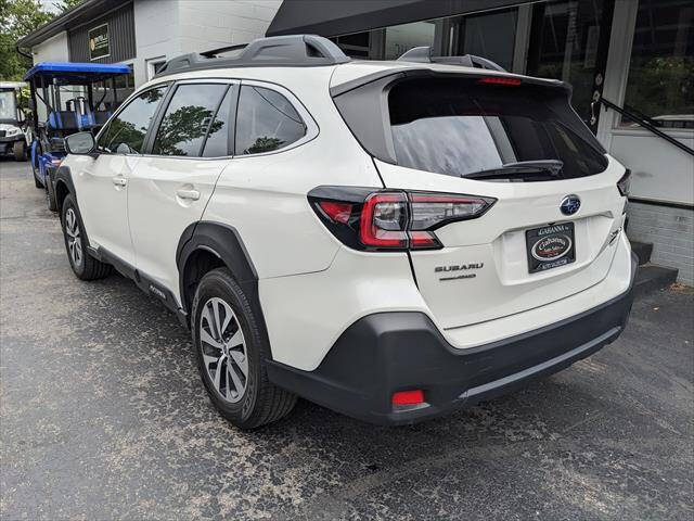 Used 2023 Subaru Outback Premium AWD/4WD image 3