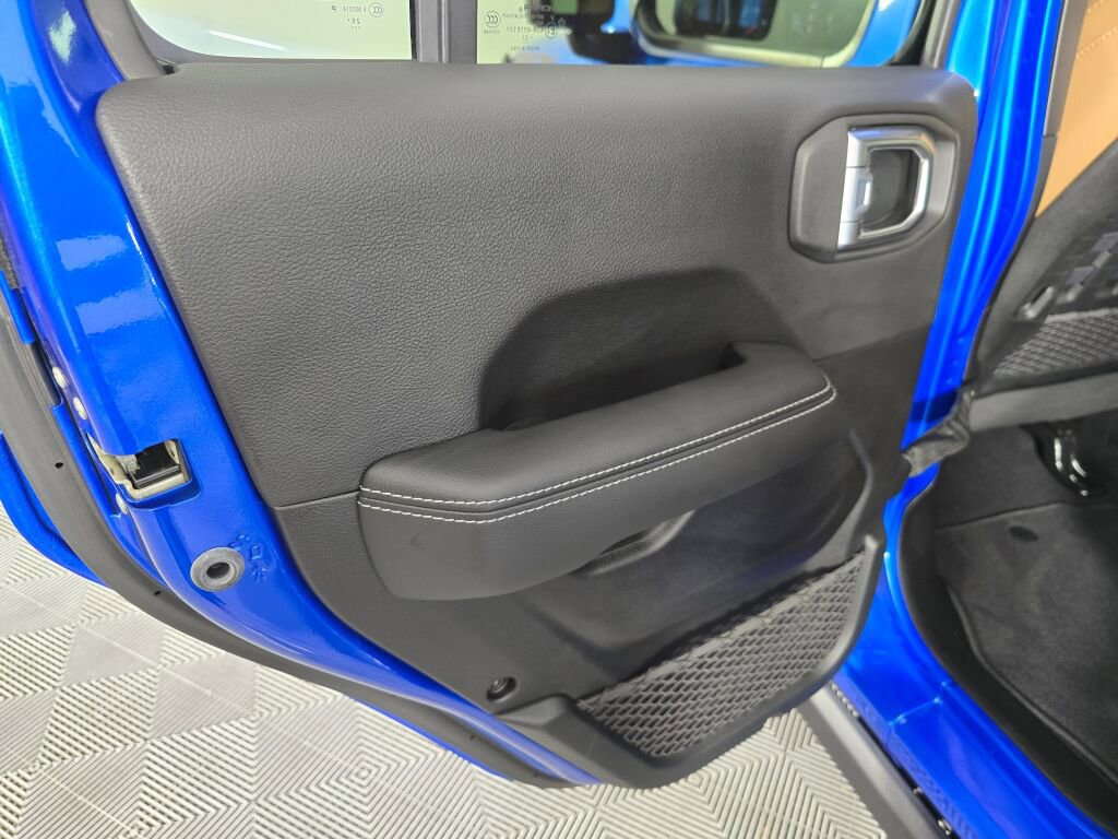 Used 2021 Jeep Wrangler Unlimited Rubicon image 36