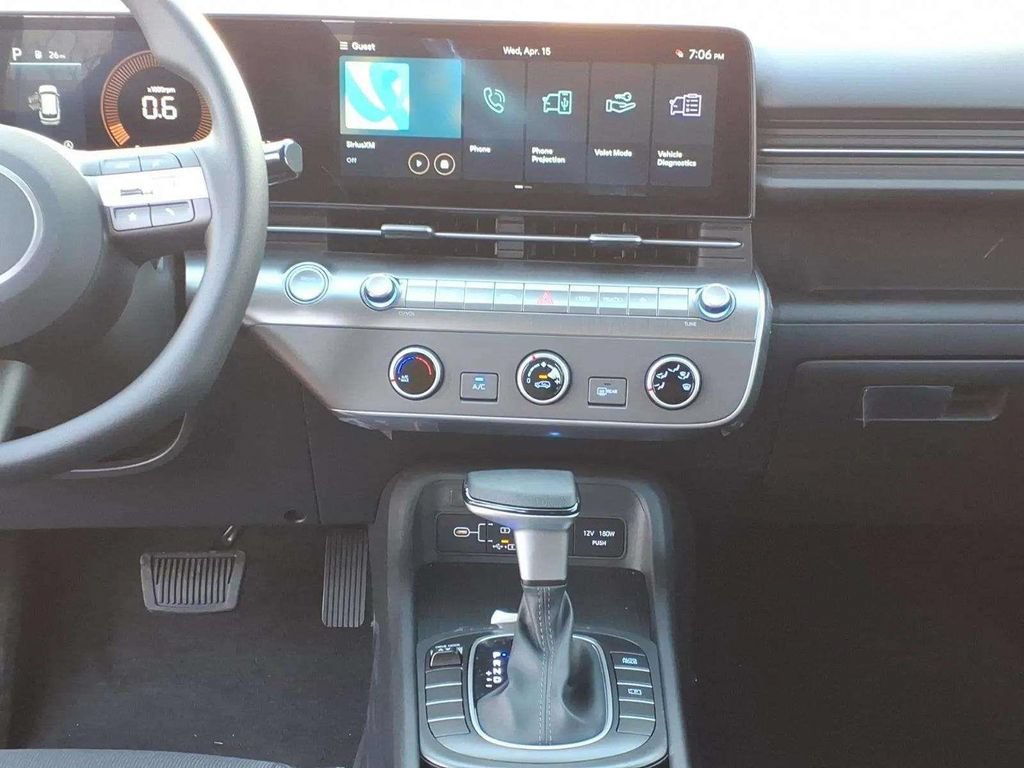 New 2026 Hyundai Kona SE FWD image 12