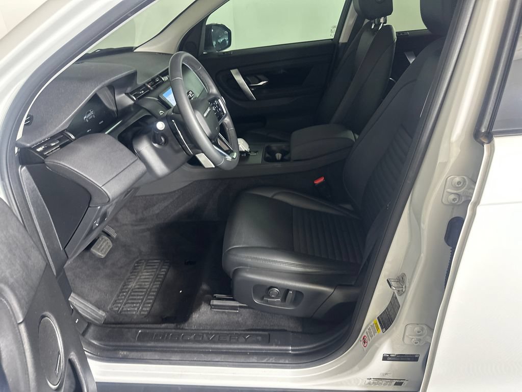 Used 2025 Land Rover Discovery Sport S AWD/4WD image 9