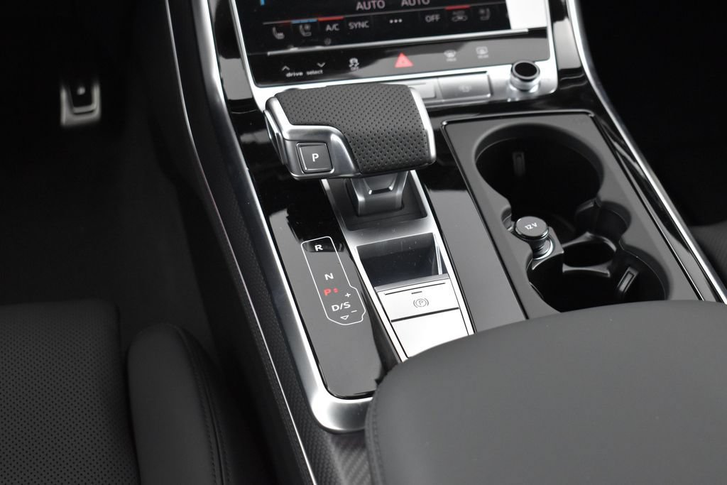 New 2026 Audi RS Q8 performance AWD/4WD image 16