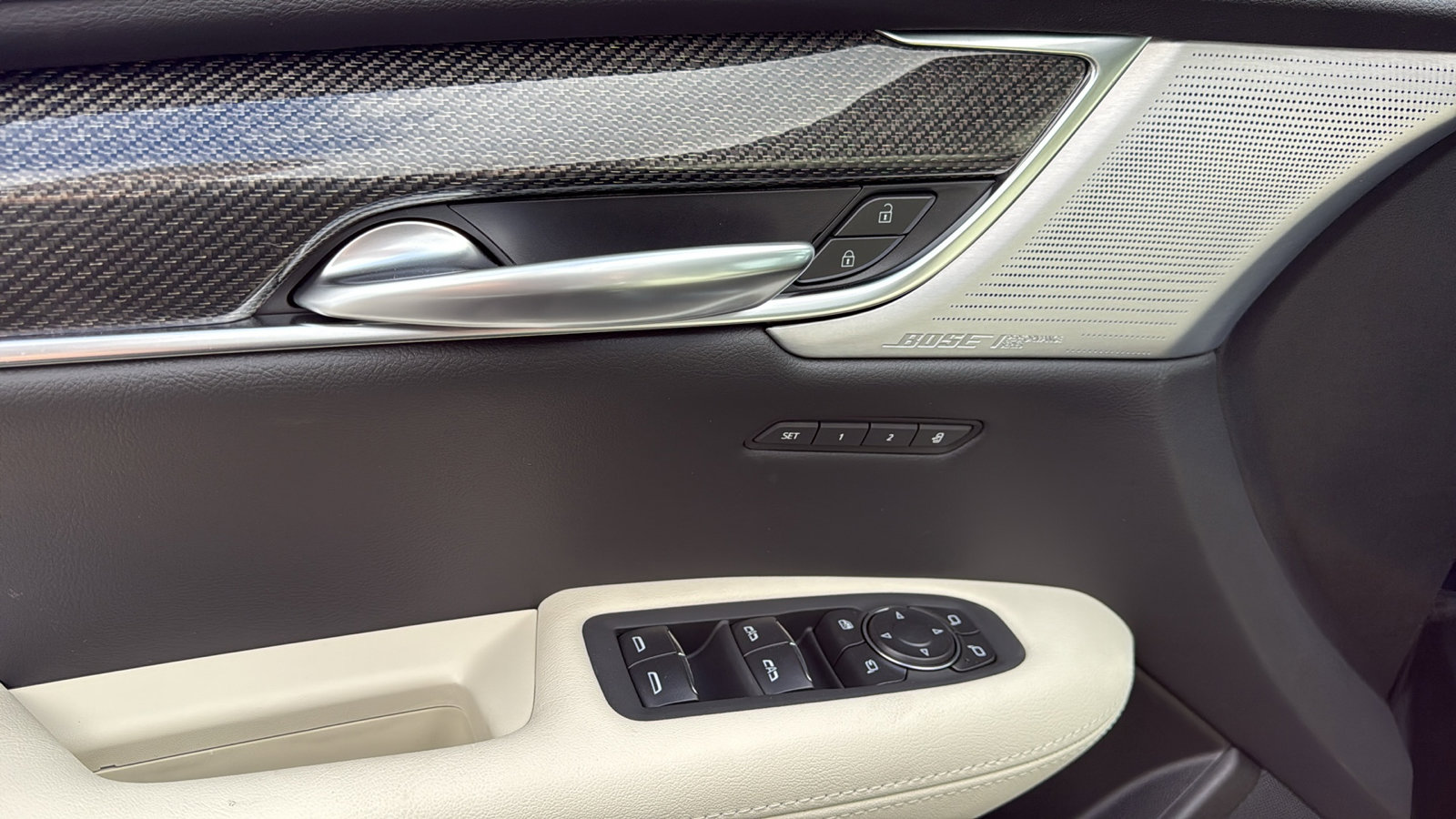 New 2025 Cadillac XT5 Sportv w/ Technology Package image 11