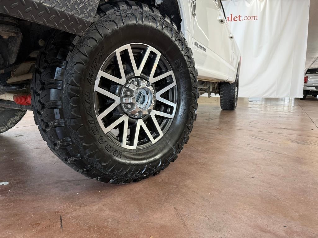 Used 2018 Ford F350 Lariat w/ Lariat Ultimate Package image 16