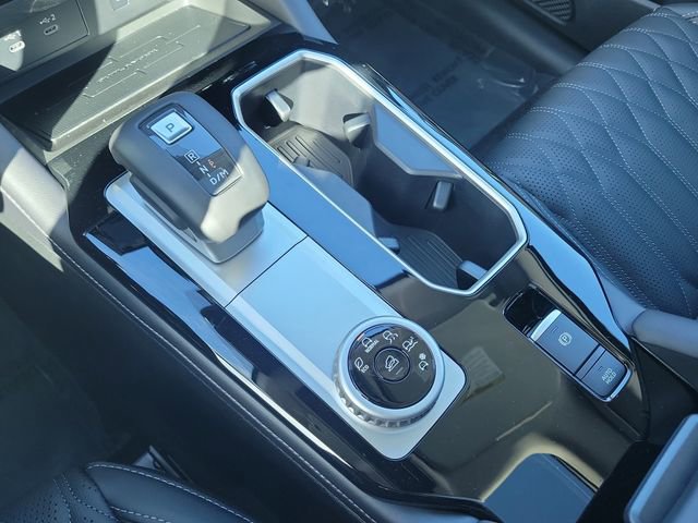 New 2026 Mitsubishi Outlander SEL image 34