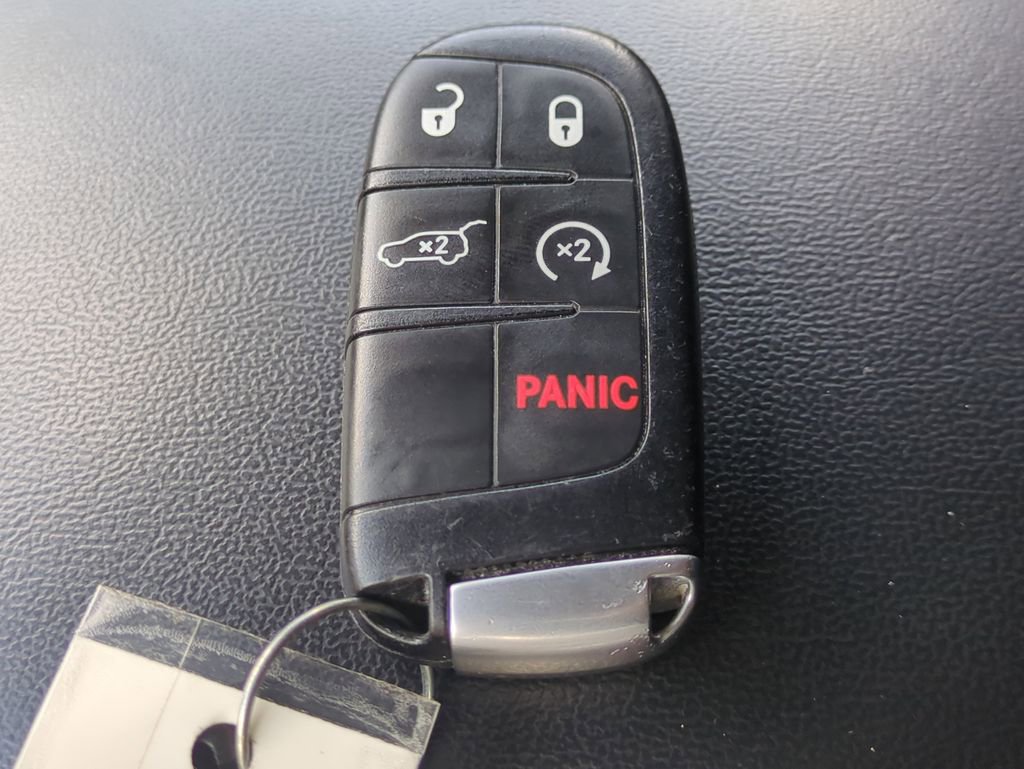 Used 2023 Dodge Durango GT image 32