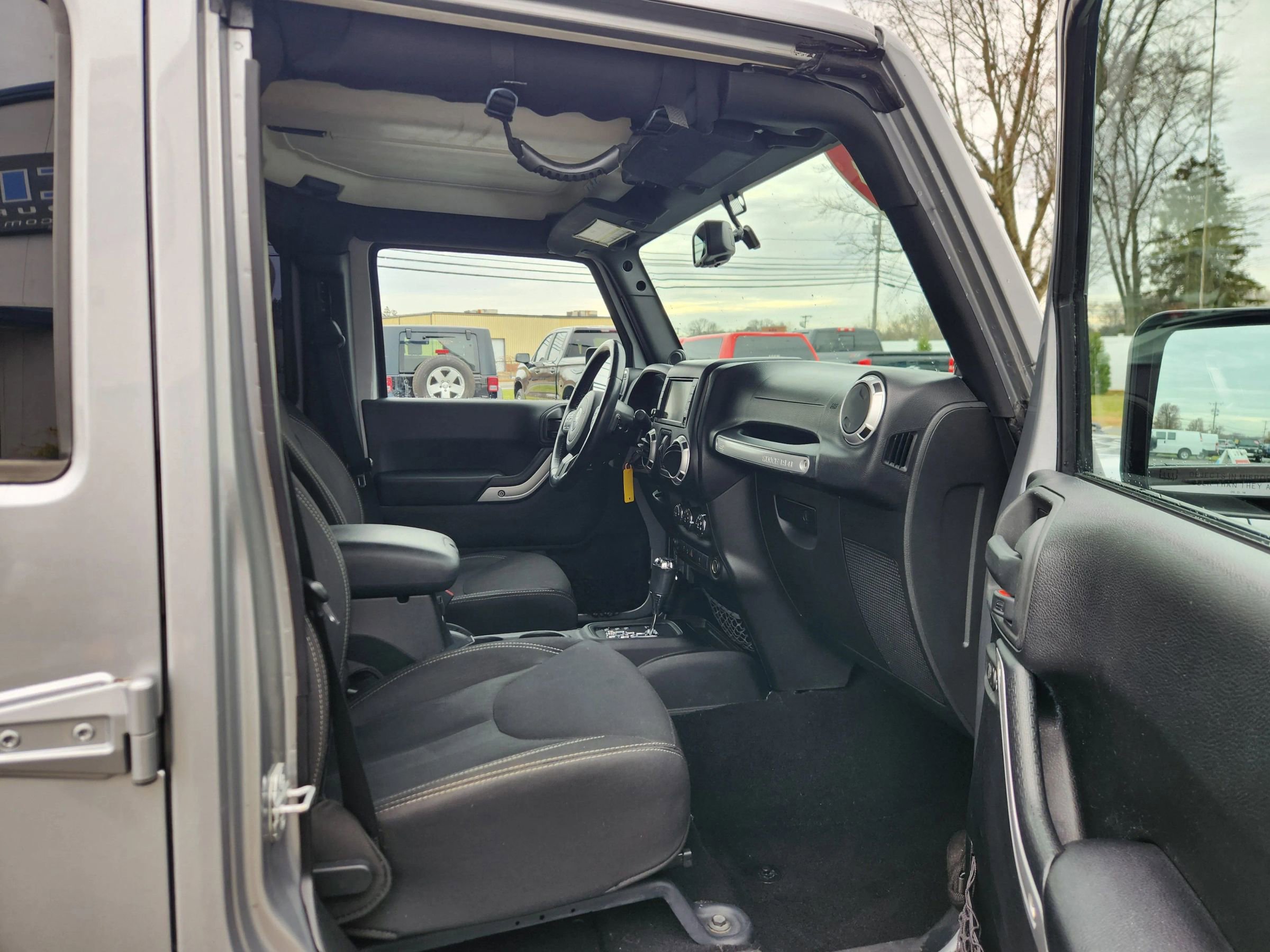 Used 2014 Jeep Wrangler Unlimited Sahara w/ Max Tow Package image 37