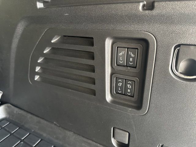 Used 2025 Buick Enclave Sport Touring w/ Power Package image 63