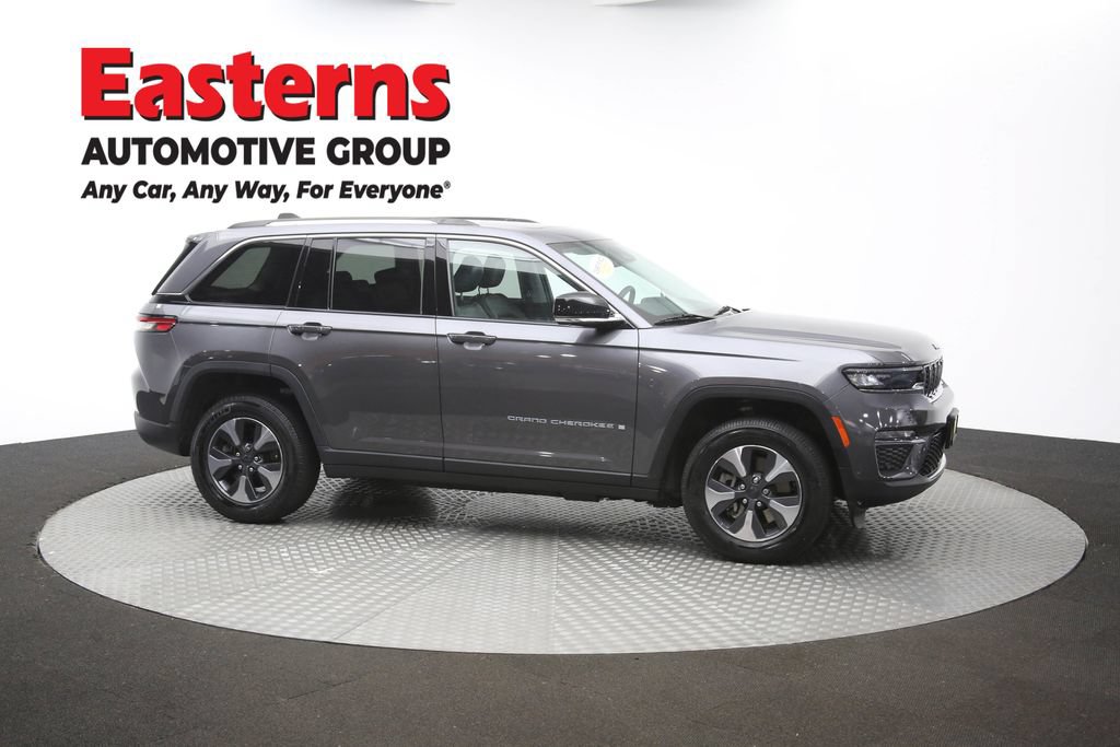 Used 2022 Jeep Grand Cherokee Limited 4xe w/ Luxury Tech Group II AWD/4WD image 51
