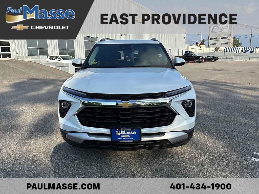 Certified 2024 Chevrolet TrailBlazer LT w/ Convenience Package FWD image 2