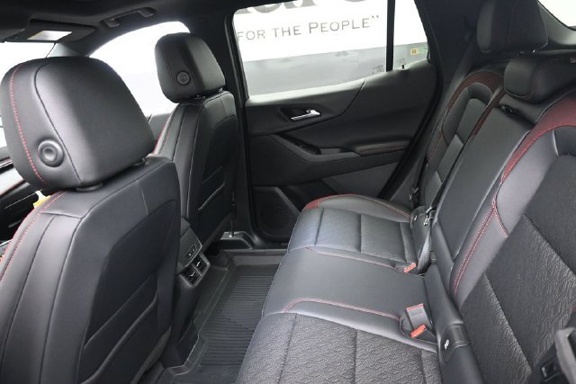 New 2027 Chevrolet Equinox RS w/ Safety and Technology Package FWD image 9