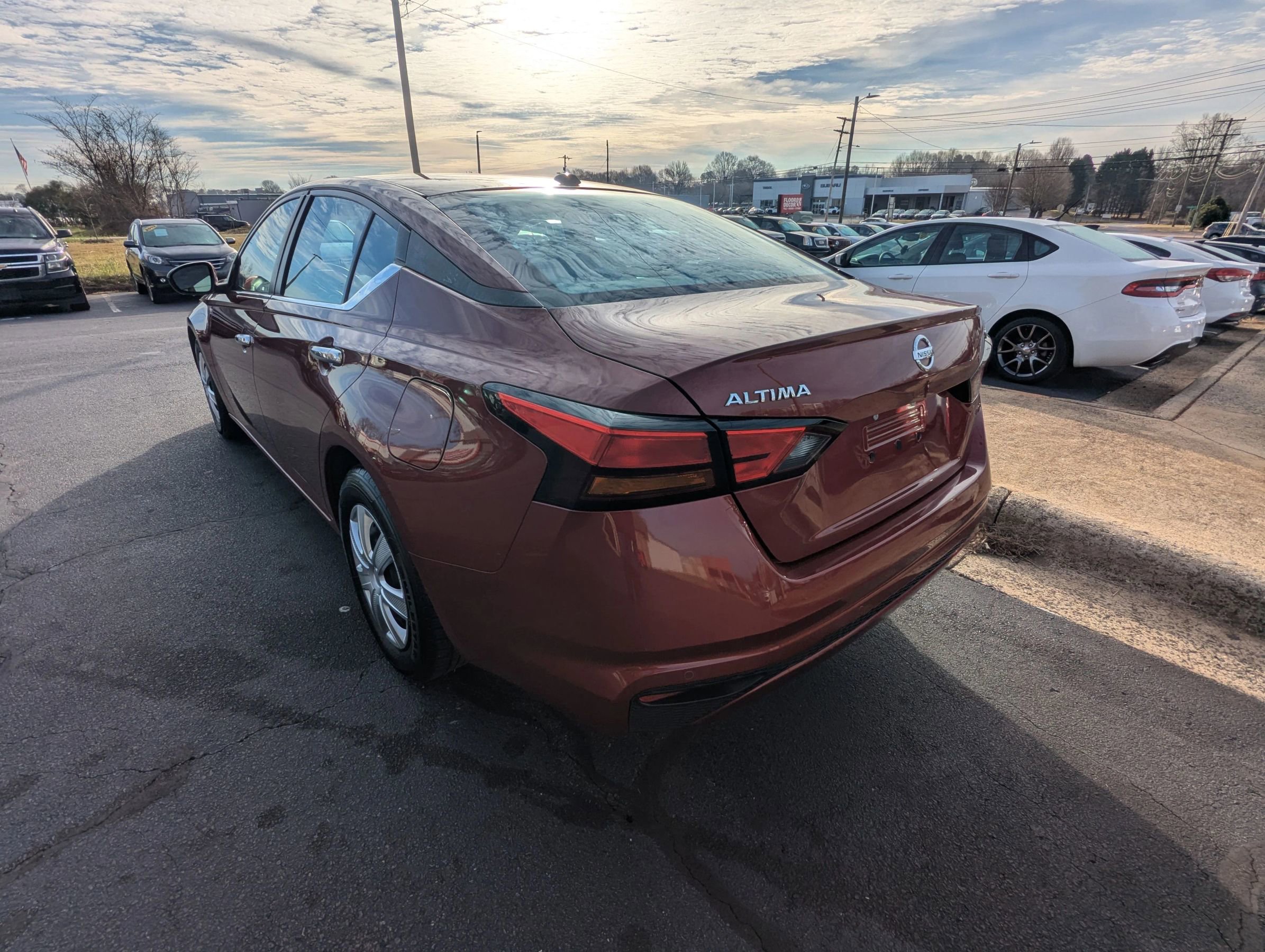 Used 2022 Nissan Altima 2.5 SV image 5