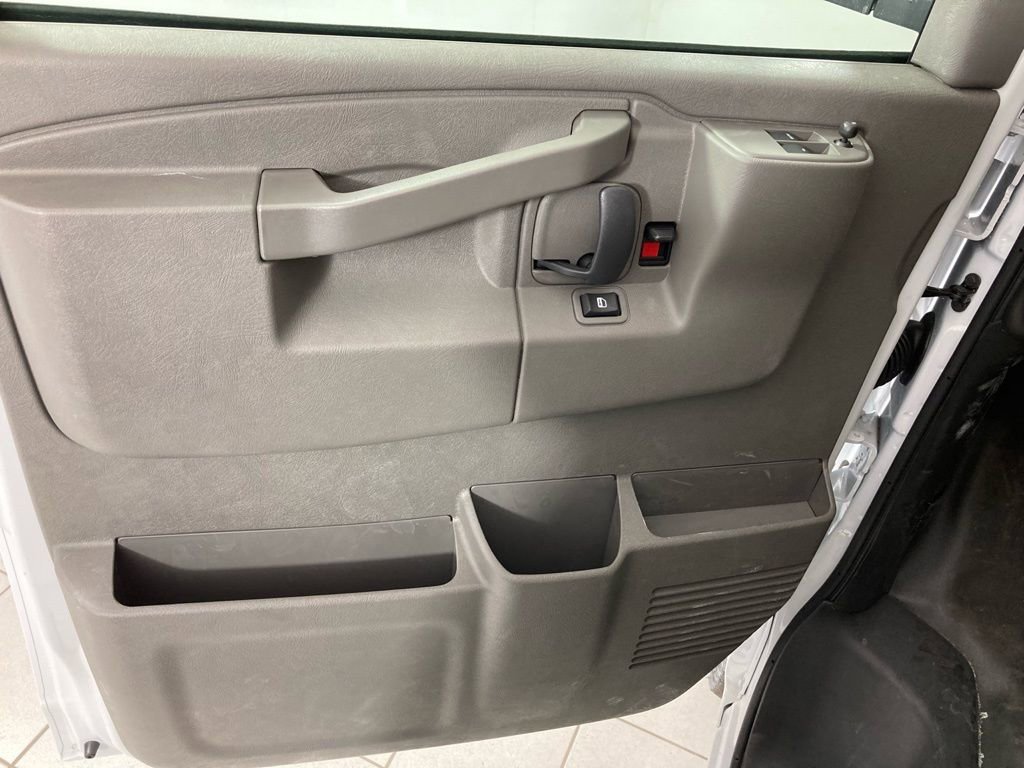New 2026 Chevrolet Express 3500 w/ Power Convenience Package image 9
