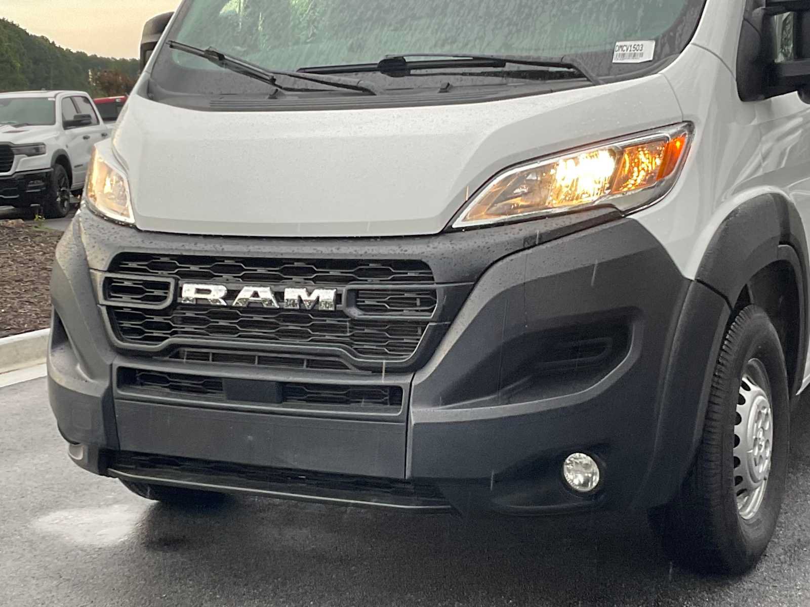 Used 2024 RAM ProMaster 2500 w/ Convenience Group FWD image 9