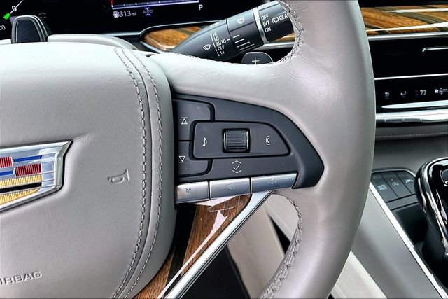 Used 2023 Cadillac Escalade Premium Luxury Platinum w/ LPO, Radiant Package AWD/4WD image 19