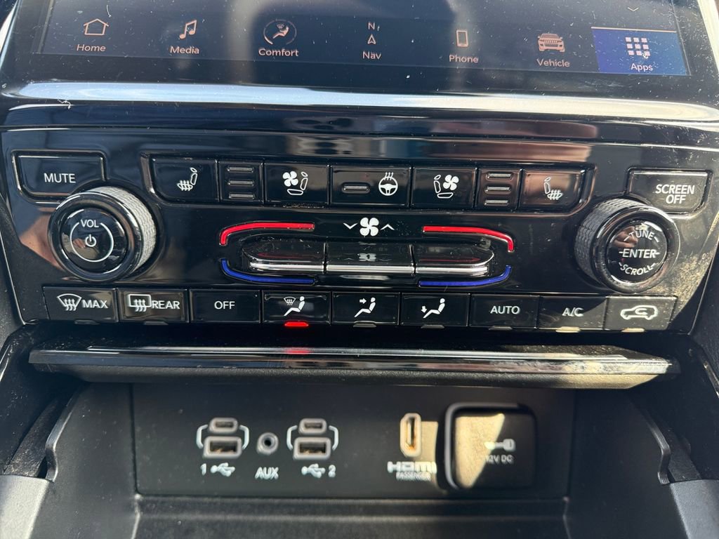 Used 2023 Jeep Grand Cherokee 4WD 4xe w/ Luxury Tech Group II image 20