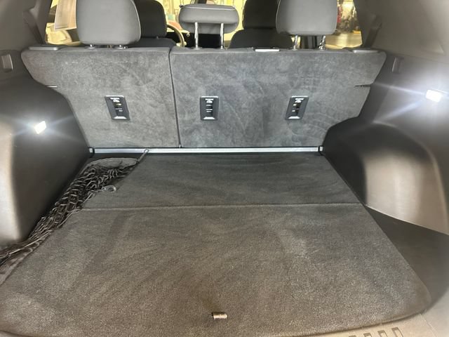 Used 2025 Chevrolet Equinox LT FWD image 16
